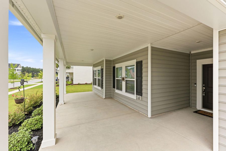 Exterior details and patio area of a home in , Summerville (Image 35).