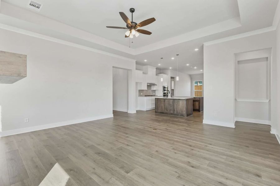 Image 15 of a home in Lakeview Heights.