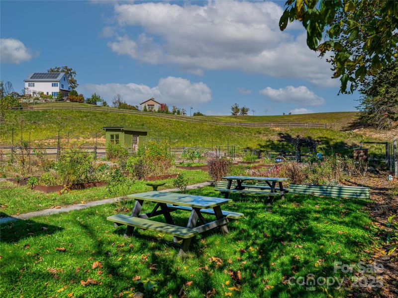 Image 41 of a home in .