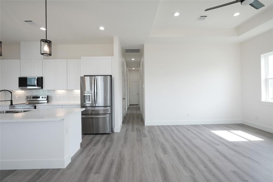 Furnished interior view inside a new home in , Galveston (Image 5).