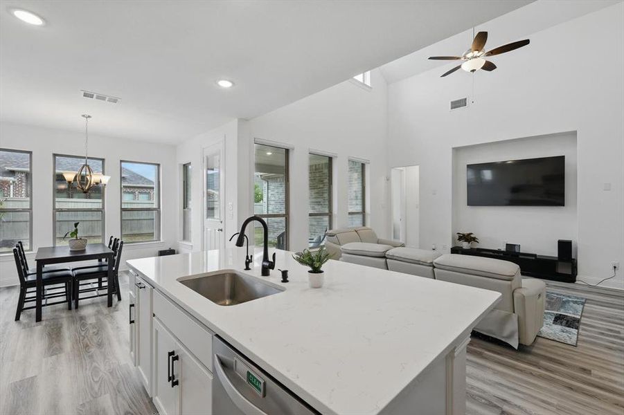 Furnished interior view inside a new home in , Northlake (Image 28).