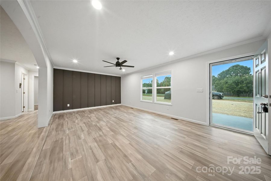 Spacious, unfurnished interior of a new home in , Dallas (Image 11). Spacious, unfurnished interior of a new home in , Dallas (Image 11).