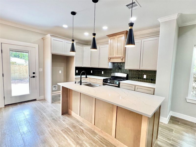 Furnished interior view inside a new home in , Santa Fe (Image 10).