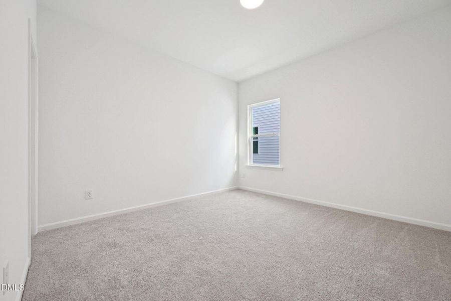 35-web-or-mls-Fetching Pl-S2403-035
