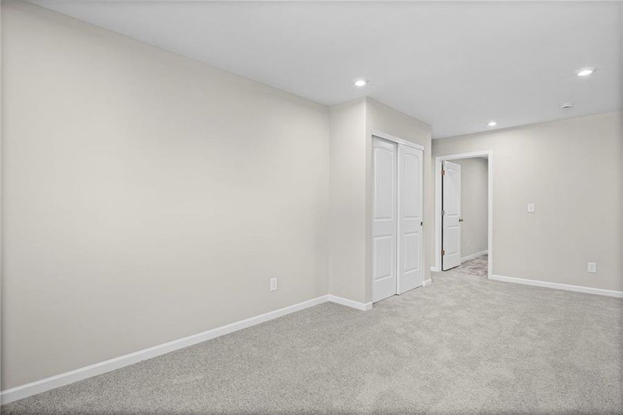 Spacious, unfurnished interior of a new home in Sage Woods, Dallas (Image 35).