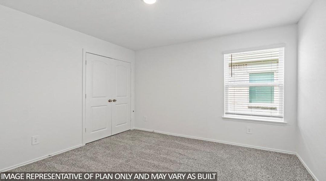 Spacious, unfurnished interior of a new home in Venetian Pines, Conroe (Image 12).