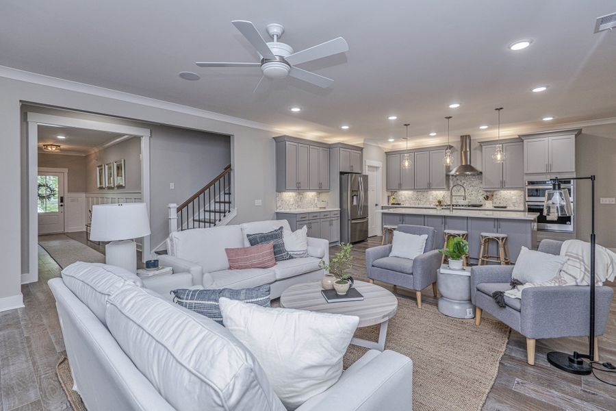 Representative furnished interior of a home built from the Putnam by Center Park Homes in Central Estates, Summerville (Image 13). Representative furnished interior of a home built from the Putnam by Center Park Homes in Central Estates, Summerville (Image 13).