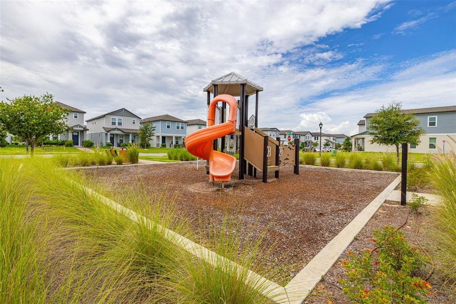 Community amenities in Highland Ridge, Winter Garden (Image 51).