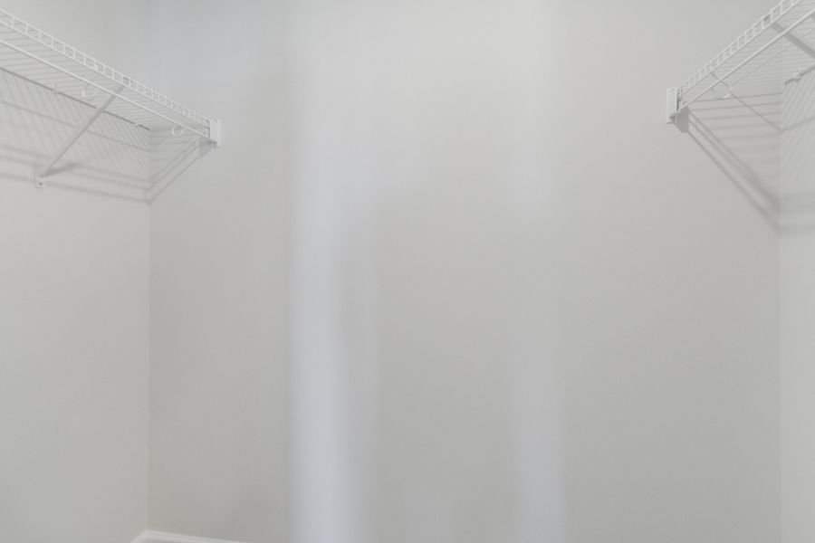 Spacious, unfurnished interior of a new home in Astoria, Columbia (Image 24).