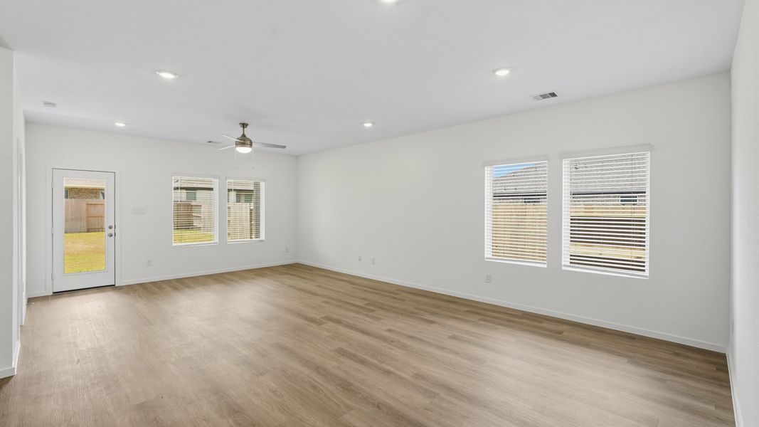 Representative unfurnished interior of a home built from the Perry by D.R. Horton in Cypress Green, Hockley (Image 15).