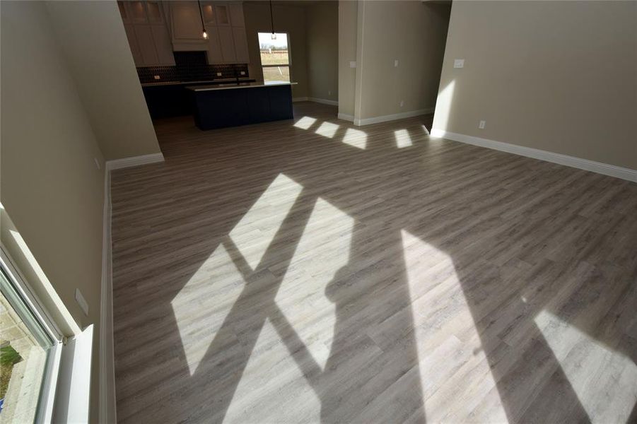 Spacious, unfurnished interior of a new home in , Prosper (Image 28).