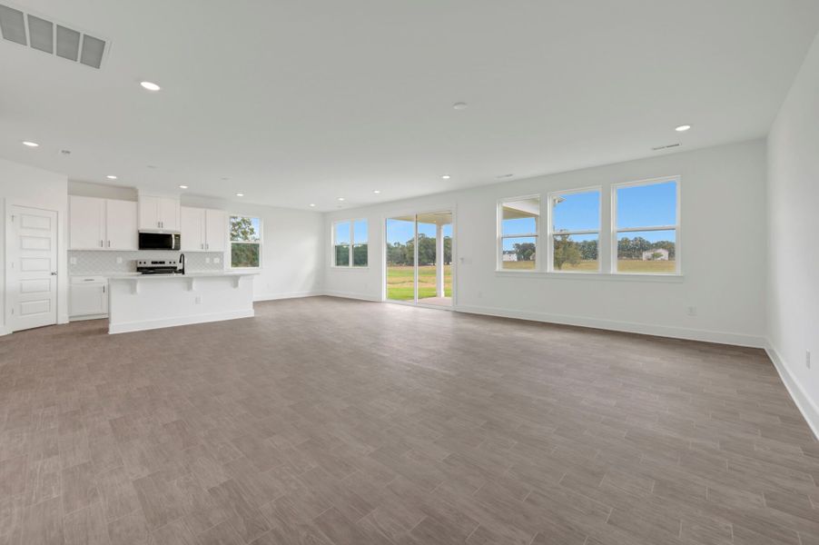 Spacious, unfurnished interior of a new home in McAlister Creek, Clayton (Image 15).