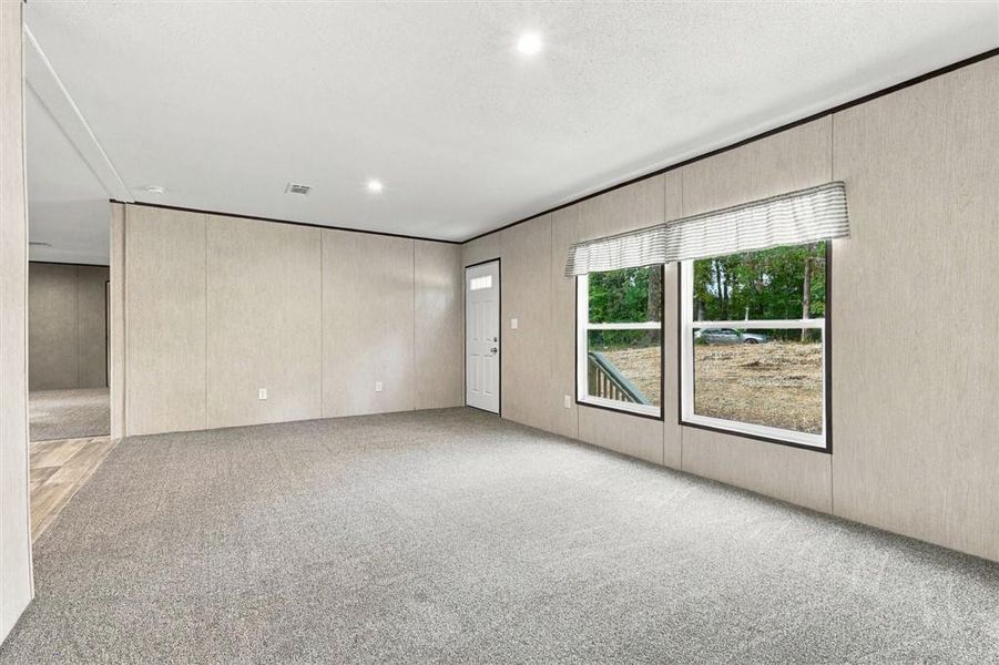 Spacious, unfurnished interior of a new home in , Dawsonville (Image 22).