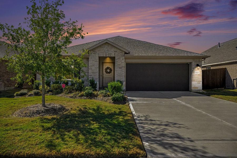 Front exterior of a new home in Southwinds, Baytown, TX, highlighting curb appeal (Image 2). Front exterior of a new home in Southwinds, Baytown, TX, highlighting curb appeal (Image 2).