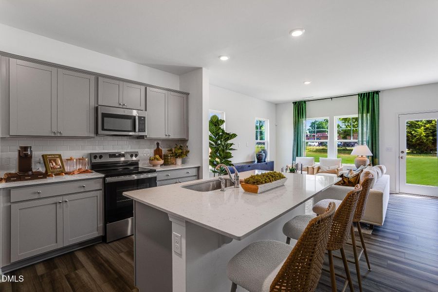 SUN_LawsonTownes_Pic_866Pilot_11