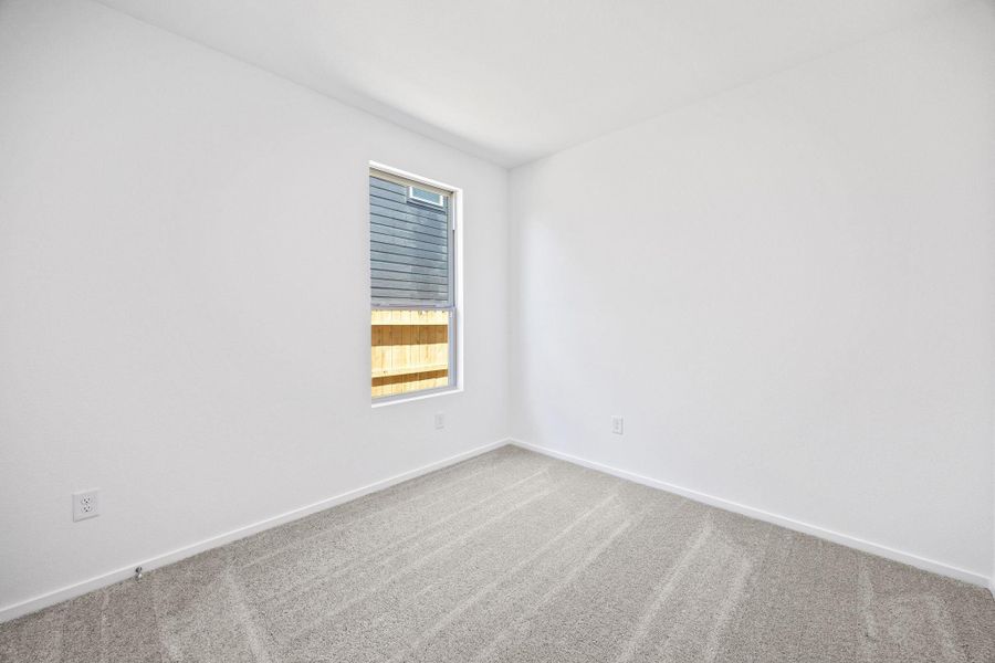 Spacious, unfurnished interior of a new home in Mavera, Conroe (Image 14).