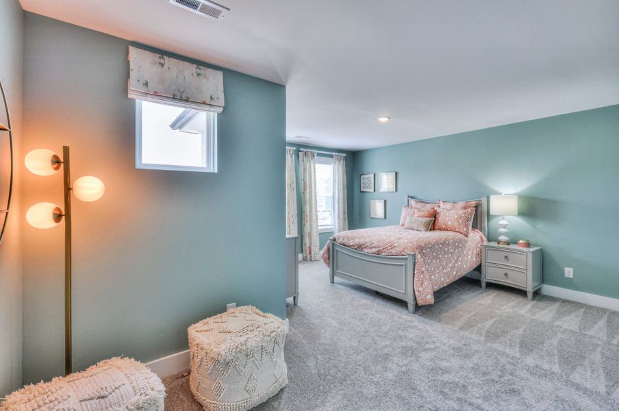 *Furnished model home example. Selections & finishes may vary. *Furnished model home example. Selections & finishes may vary.