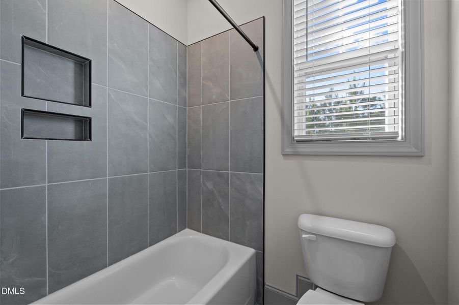 40-web-or-mls-P1099728 40-web-or-mls-P1099728