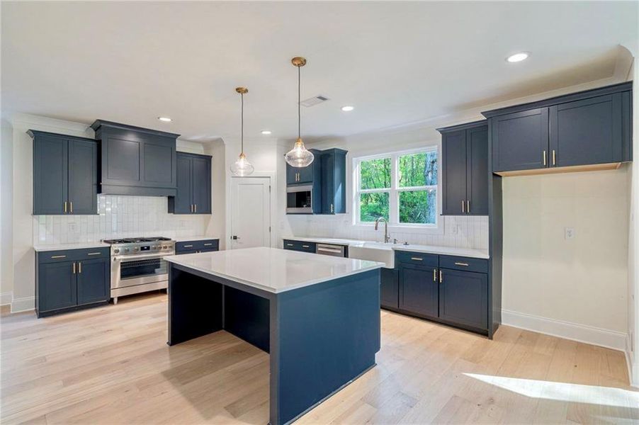 Furnished interior view inside a new home in , Atlanta (Image 13).
