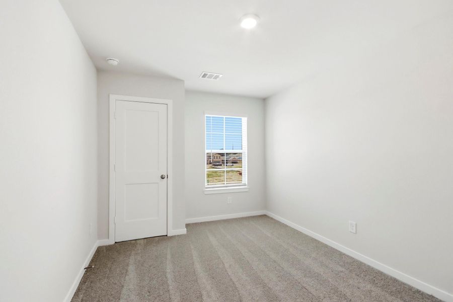 Spacious, unfurnished interior of a new home in Maple Woods, Hockley (Image 19).