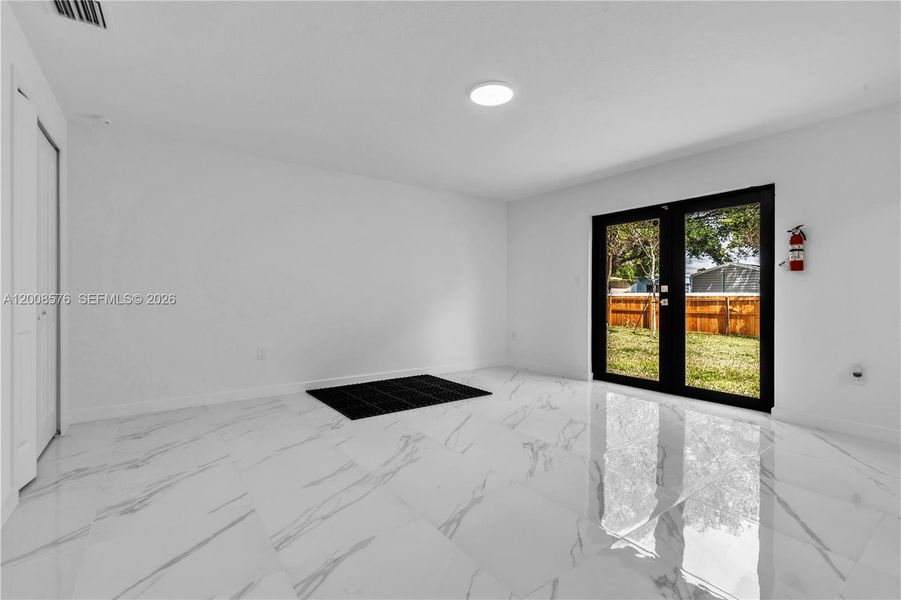 Spacious, unfurnished interior of a new home in , Homestead (Image 34).