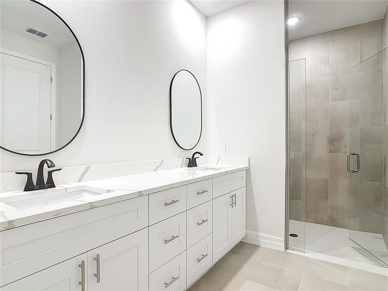 Furnished interior view inside a new home in , Eustis (Image 17).