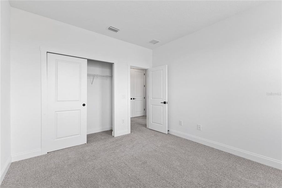 Spacious, unfurnished interior of a new home in Osprey Ranch, Winter Garden (Image 35).