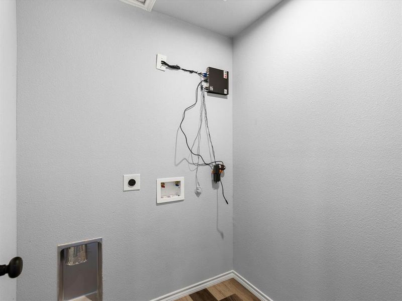 Spacious, unfurnished interior of a new home in , Fort Worth (Image 24). Spacious, unfurnished interior of a new home in , Fort Worth (Image 24).