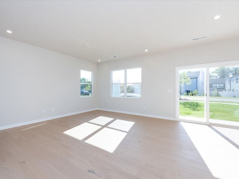 Spacious, unfurnished interior of a new home in Fifteen 15 Cannon, Charlotte (Image 19).