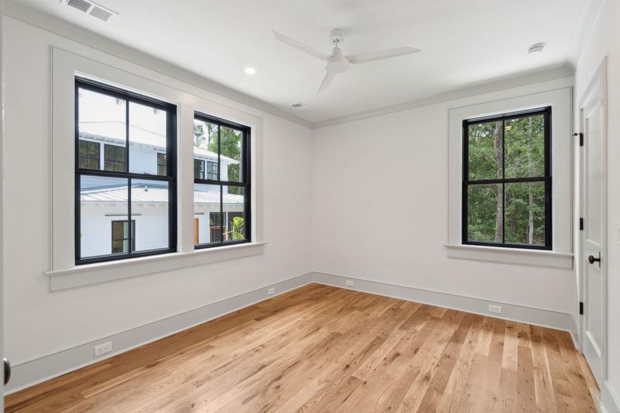 Spacious, unfurnished interior of a new home in , Johns Island (Image 24).