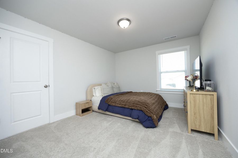 36Bedroom4 36Bedroom4