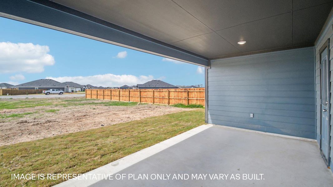 Exterior details and patio area of a home in Railhead, Cedar Creek (Image 3).