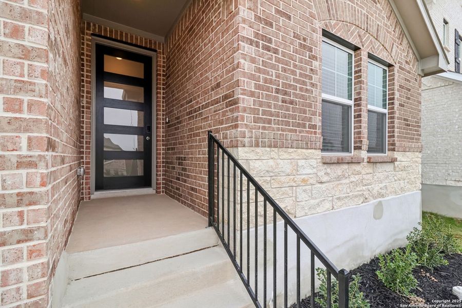 Exterior details and patio area of a home in , San Antonio (Image 26). Exterior details and patio area of a home in , San Antonio (Image 26).