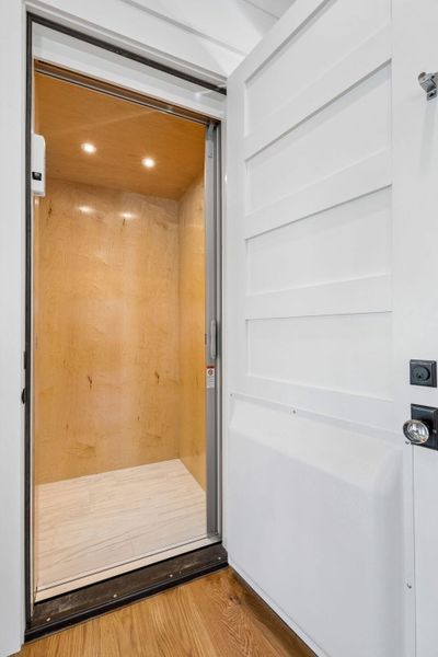 Close-up of interior finishes inside a home in , Folly Beach (Image 100).