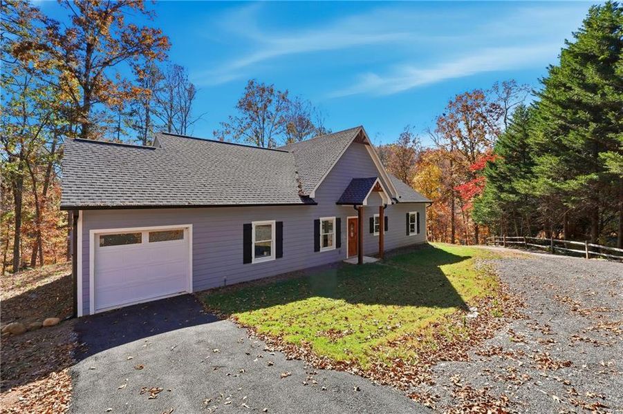 Exterior details and patio area of a home in , Cumming (Image 1).