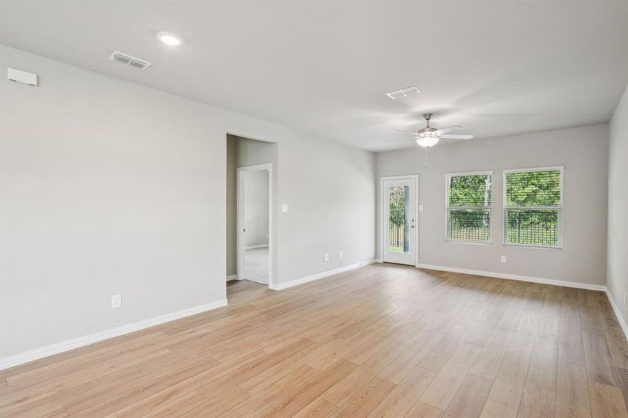 Photo is not of the actual home, but is an inspirational photo of builder’s model home and may depict options, furnishings, and/or decorator features that are not included.