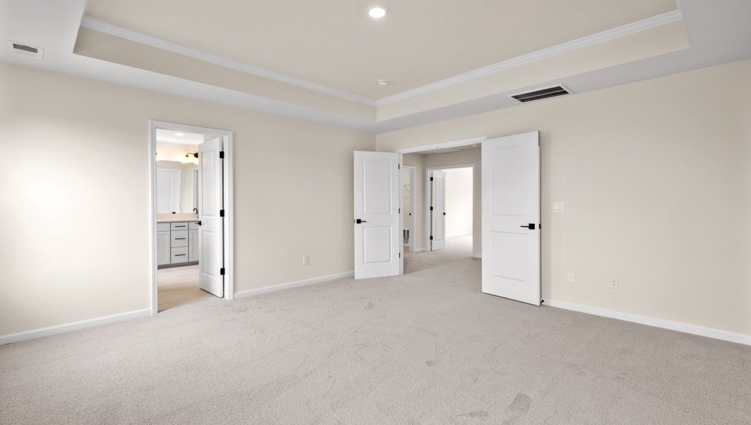 Spacious, unfurnished interior of a new home in Williams Ridge, Woodruff (Image 27).