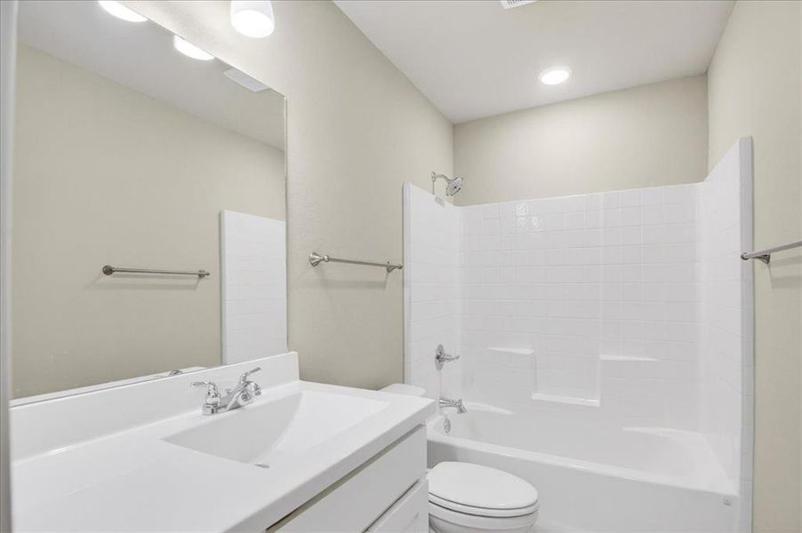 Furnished interior view inside a new home in , Robinson (Image 12).