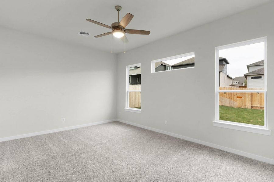 Spacious, unfurnished interior of a new home in Nolina, Georgetown (Image 15).