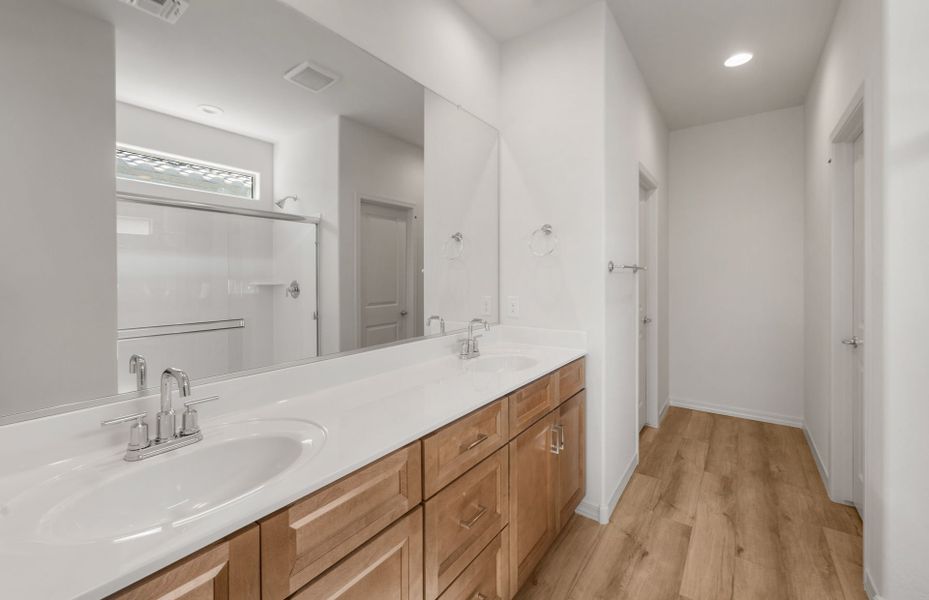 Furnished interior view inside a new home in Alamar, Avondale (Image 5).