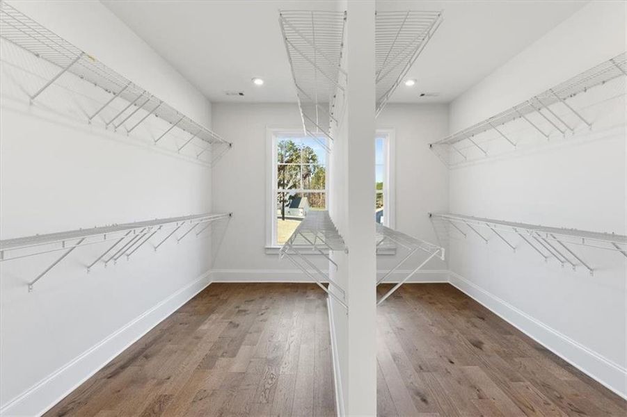 Spacious, unfurnished interior of a new home in Ford Landing, Acworth (Image 19).
