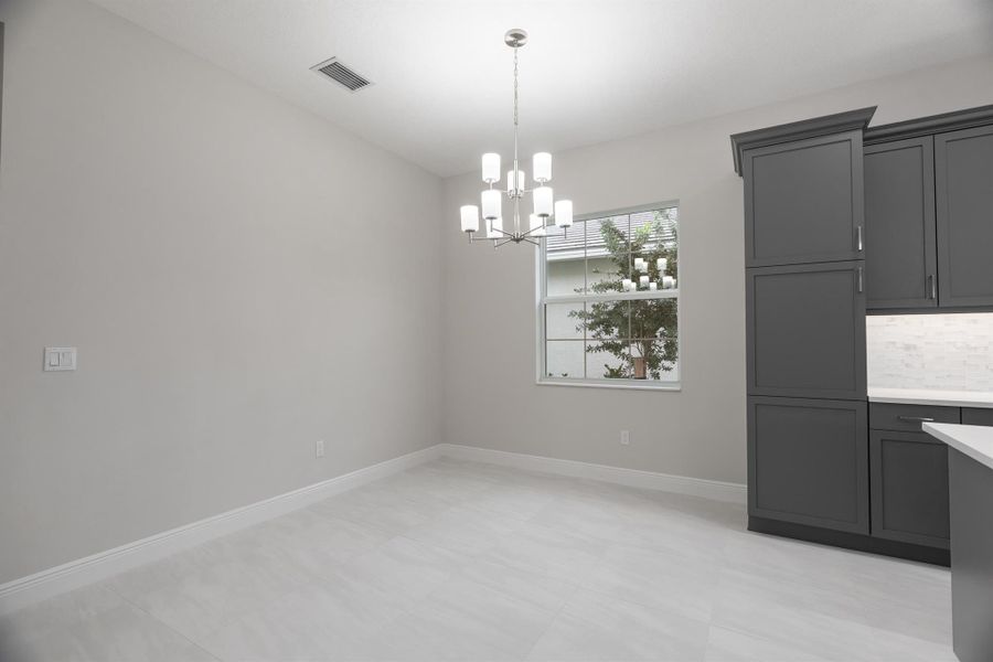 Spacious, unfurnished interior of a new home in , Port St. Lucie (Image 11).