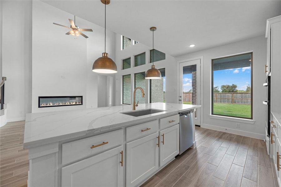 Representative image. Features, specifications, selections and colors may vary. Representative image. Features, specifications, selections and colors may vary.