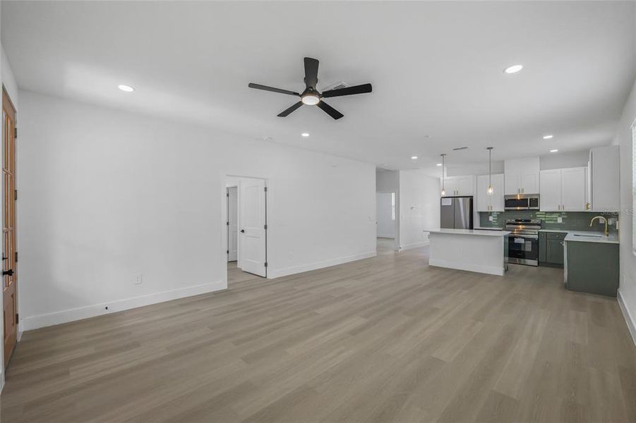 Spacious, unfurnished interior of a new home in , Lakeland (Image 26). Spacious, unfurnished interior of a new home in , Lakeland (Image 26).