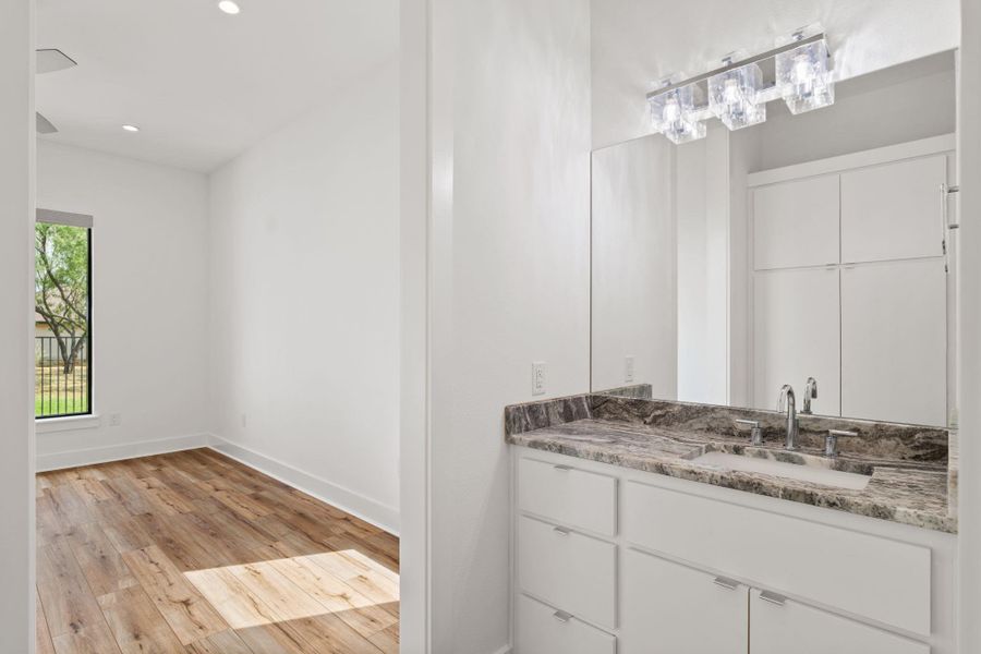 Dedicated back bedroom full bathroom vanity Dedicated back bedroom full bathroom vanity