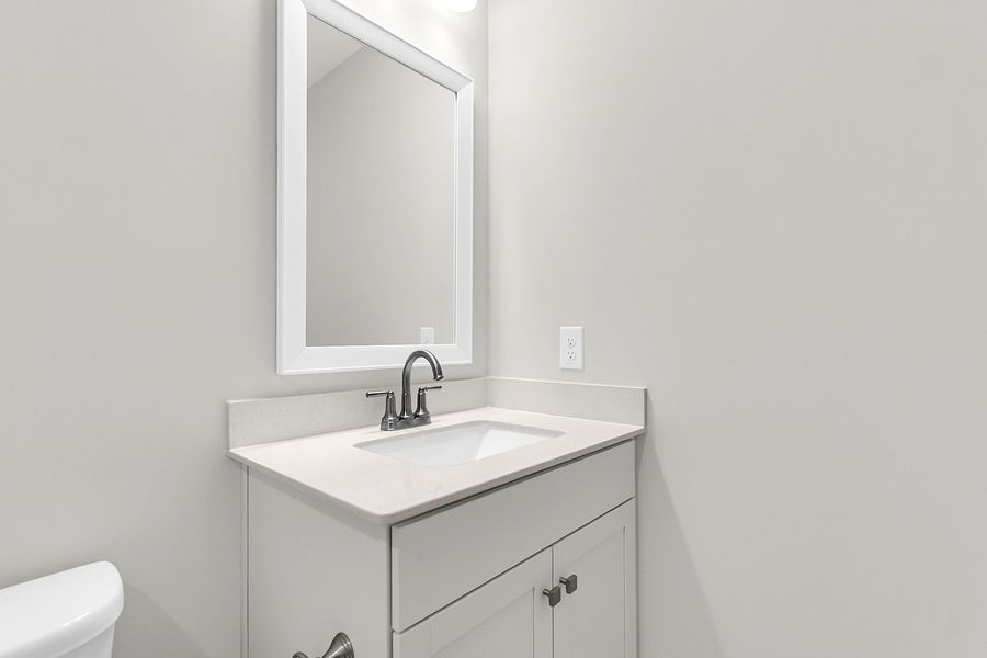 Image 49 of a home in Hewing Farms.