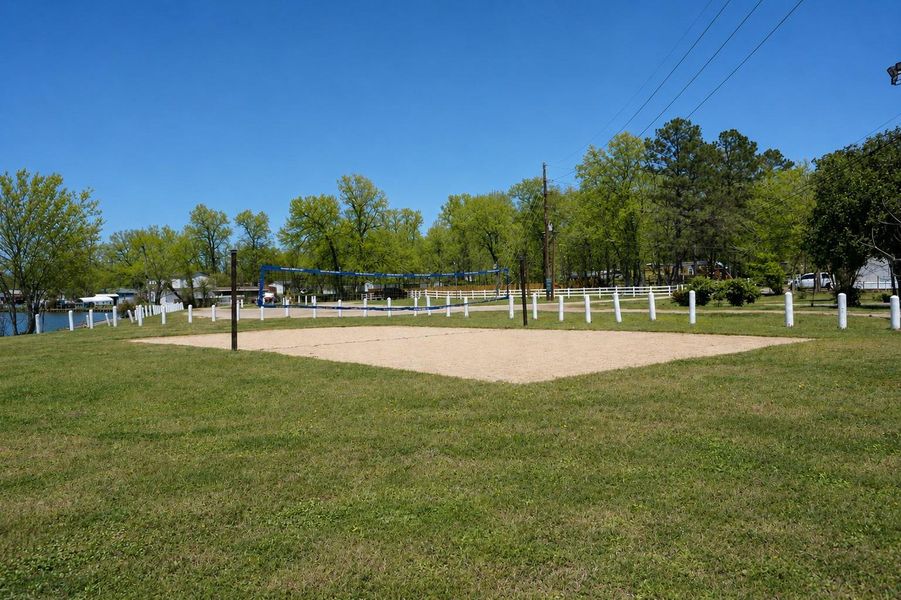 Walnut Cove really has it all! Sand volleyball too!