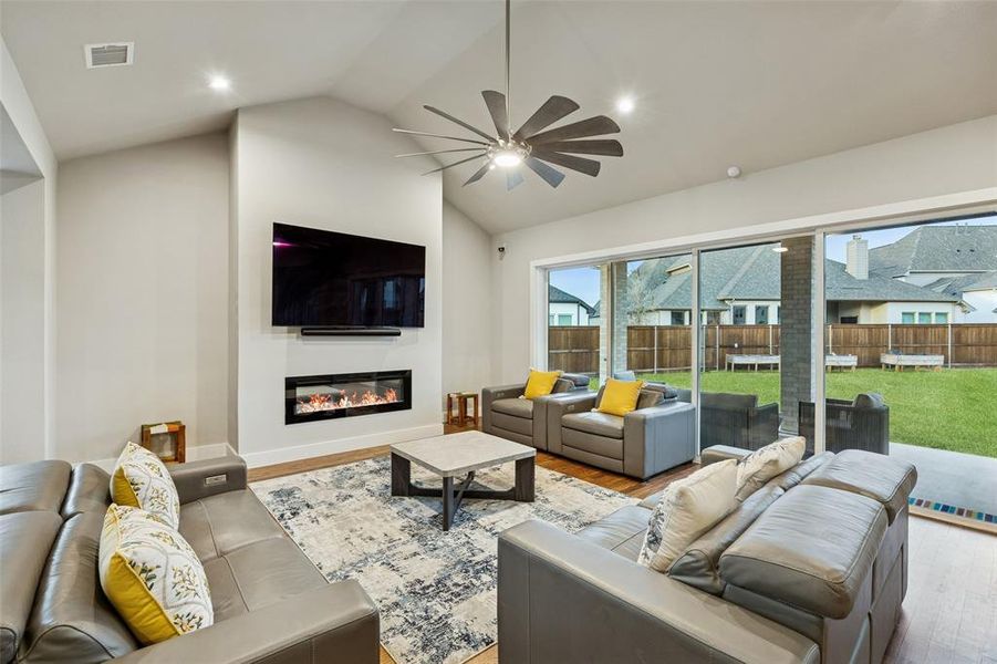 Furnished interior view inside a new home in , Celina (Image 7).