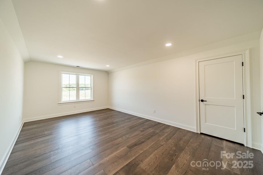 Spacious, unfurnished interior of a new home in , Rock Hill (Image 22).