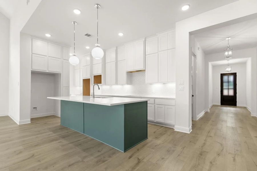Brynlee II G Kitchen